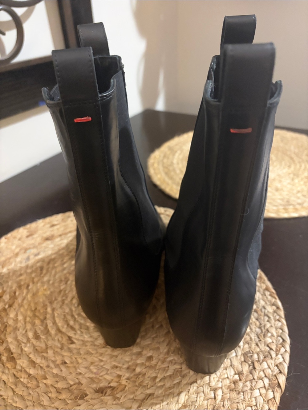 Aeyde Kiki Women's Black Pointed Toe ankle Boots - Leather Sz 41 9.5 10 like new - Picture 4 of 7